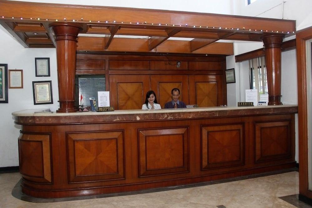 Hotel Parama Puncak Exteriér fotografie