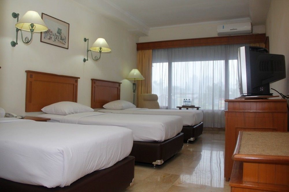 Hotel Parama Puncak Exteriér fotografie